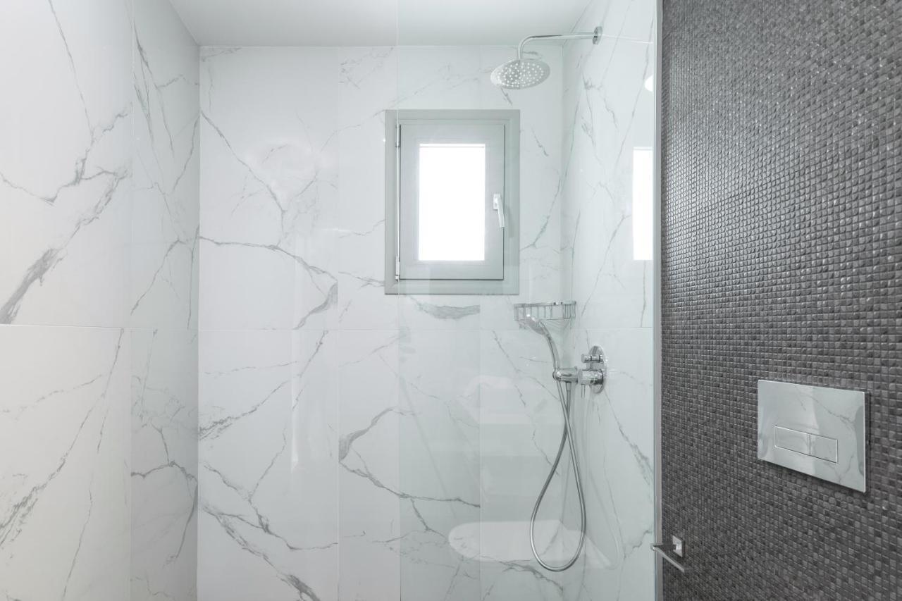 V Luxury Suites Kanali  Ngoại thất bức ảnh