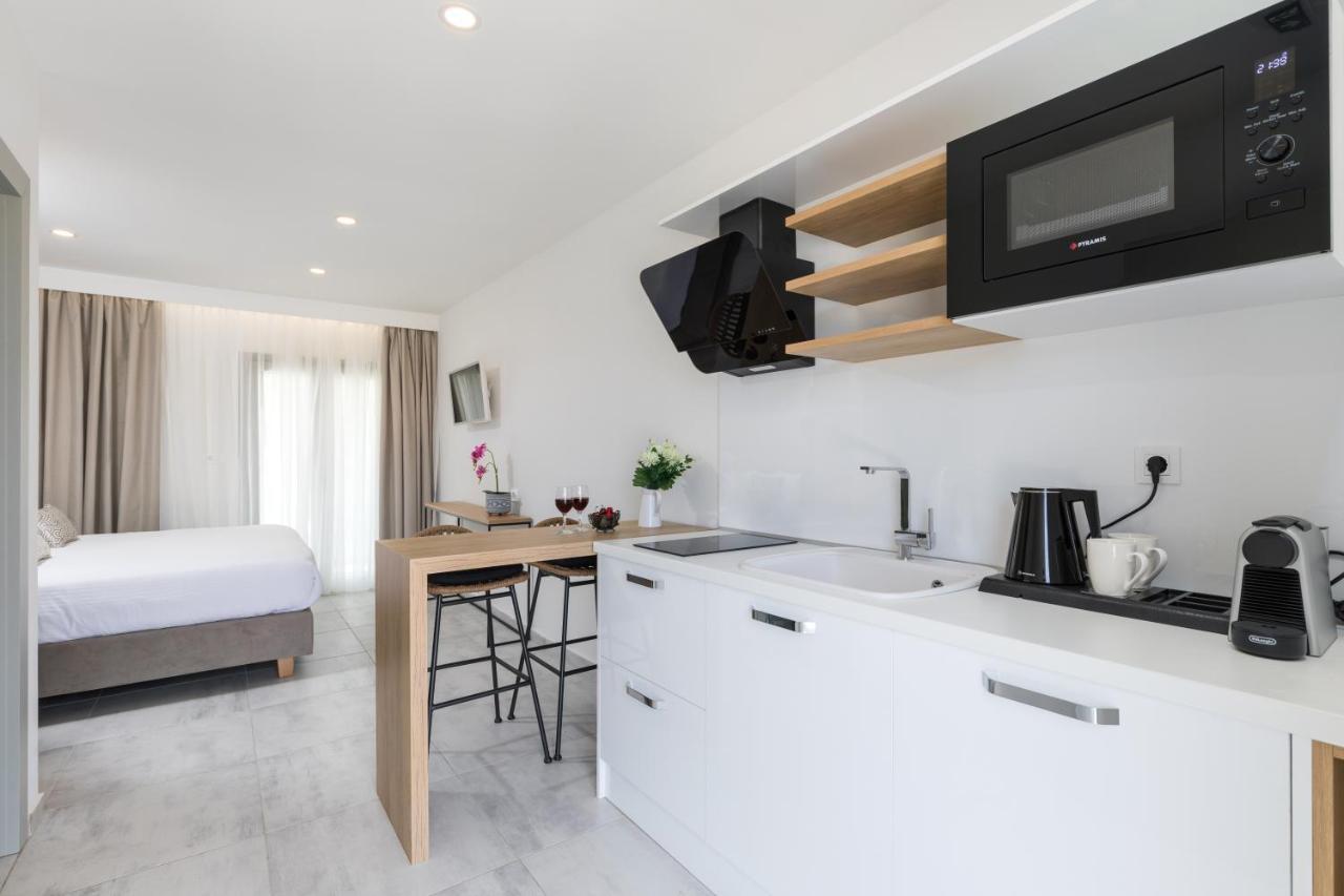 V Luxury Suites Kanali  Ngoại thất bức ảnh